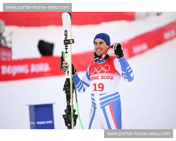 瑞士高山滑雪队逆转取胜 凭借关键轮次稳定发挥锁定奖牌